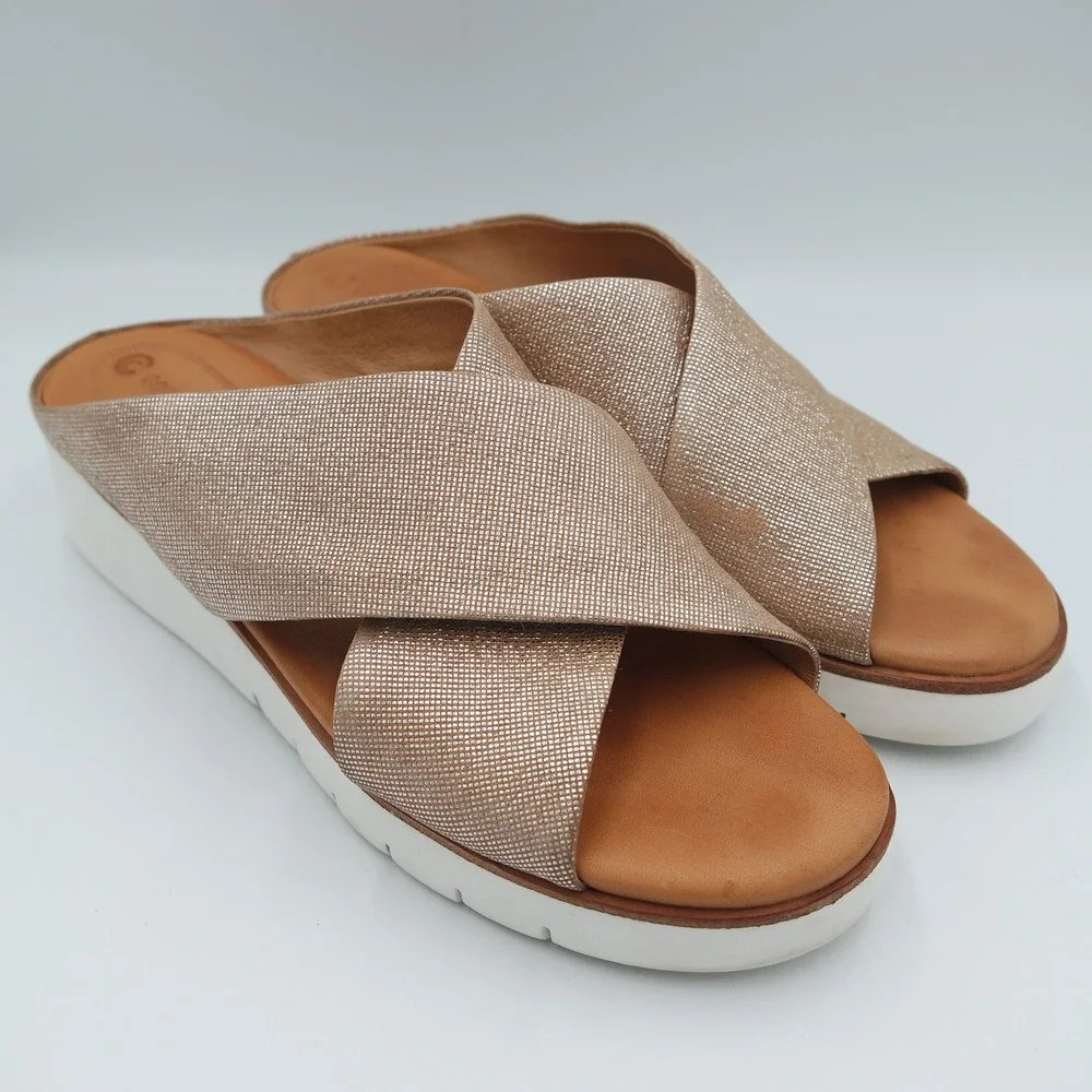 Corso Como Bilanka Womens Rose Gold Metallic Wedge Slide Sandals Size 10M